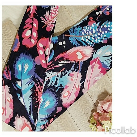 ❣Boho Feather Leggings - Picture 7 of 7
